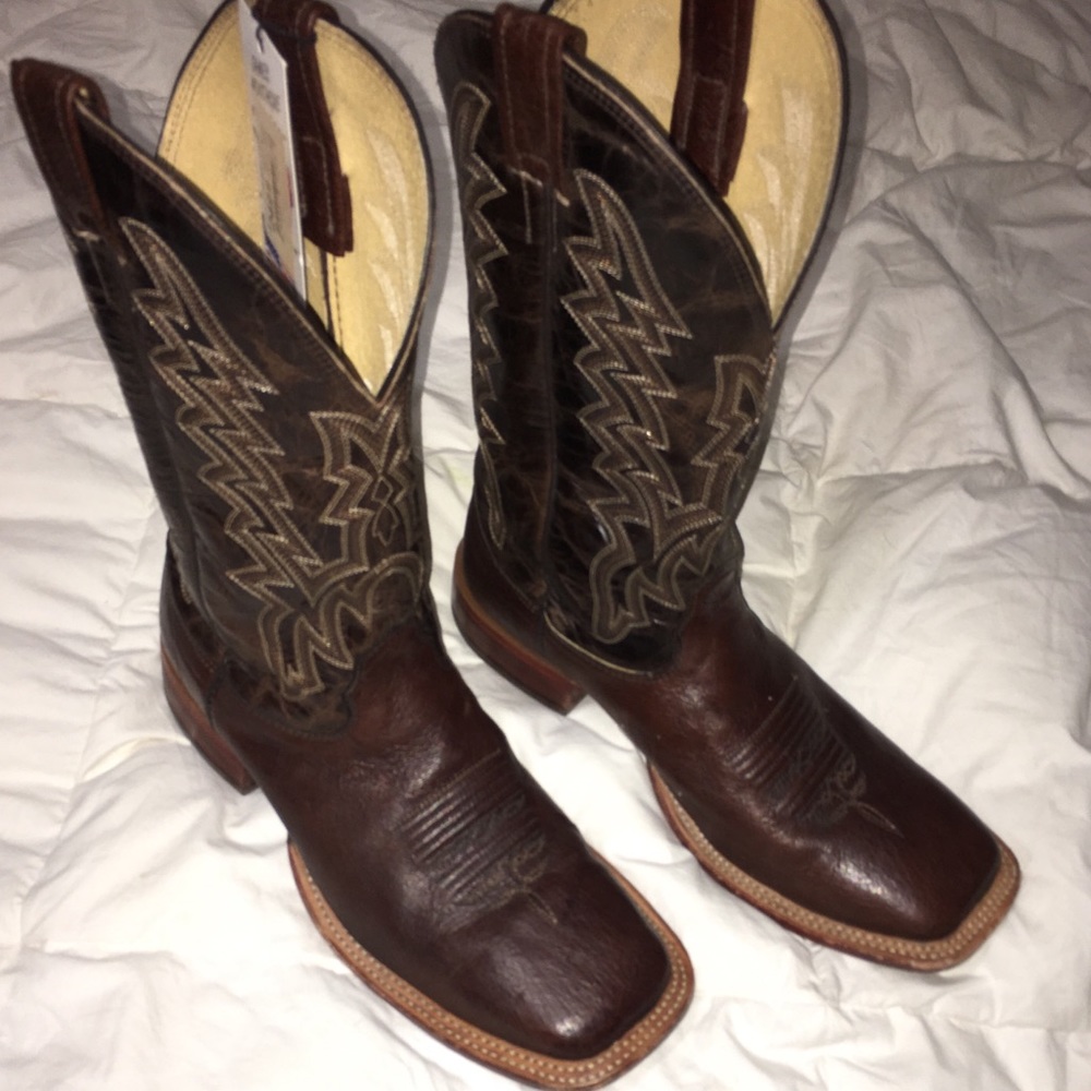 Beautiful Handmade Bullhide James Montague Boots